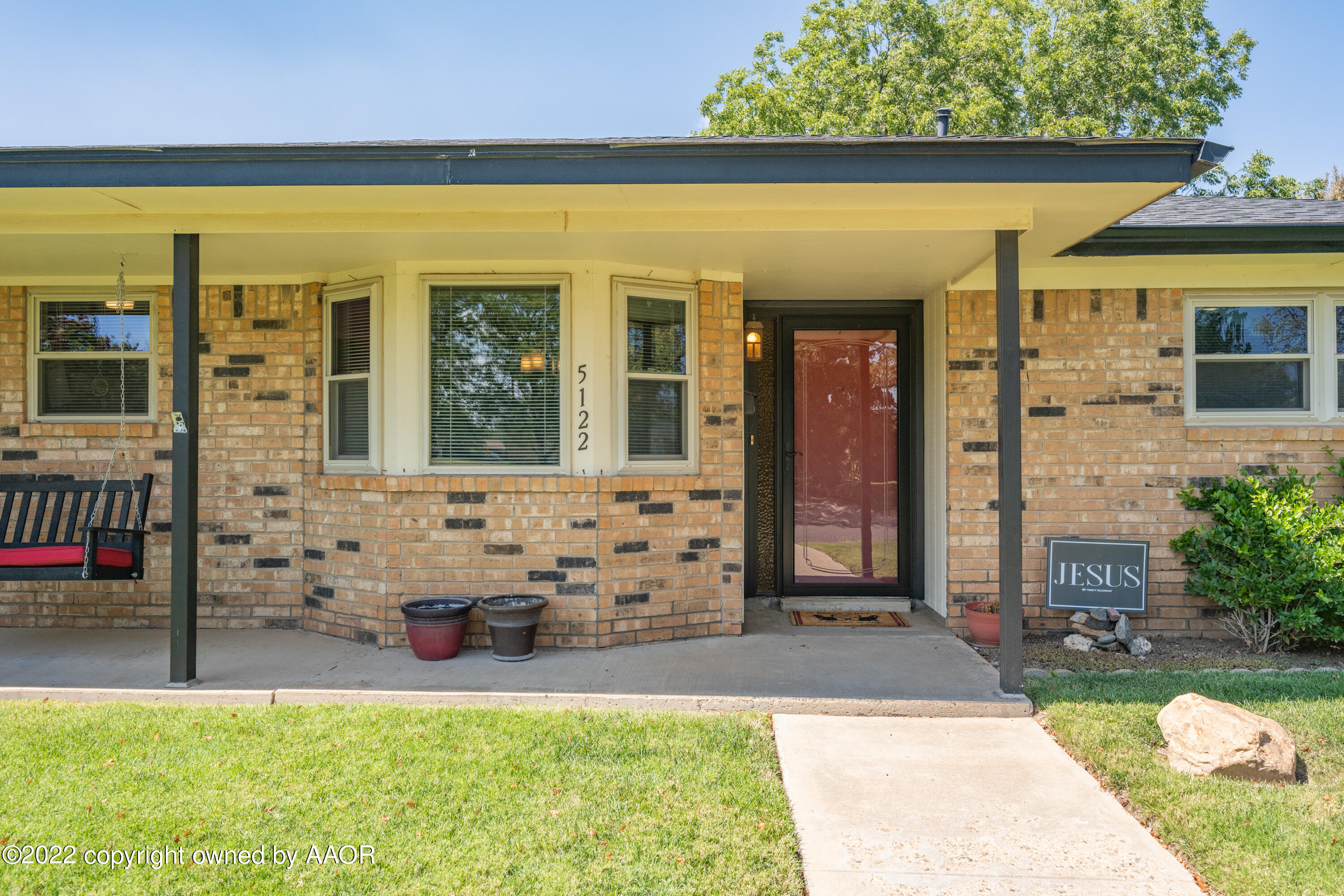 5122 Shawnee Trail Amarillo, TX 79109 - Photo 4 of 28 Front Porch