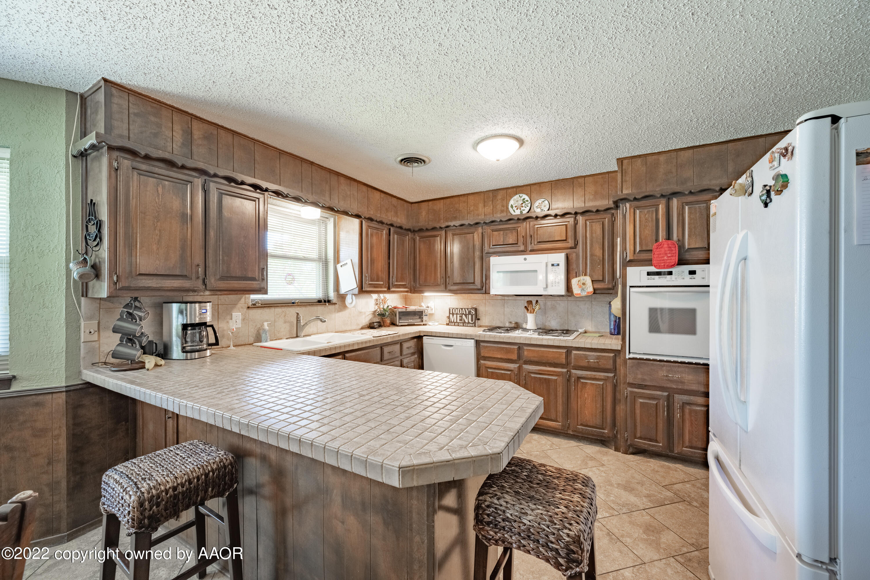 5122 Shawnee Trail Amarillo, TX 79109 - Photo 5 of 28 Kitchen