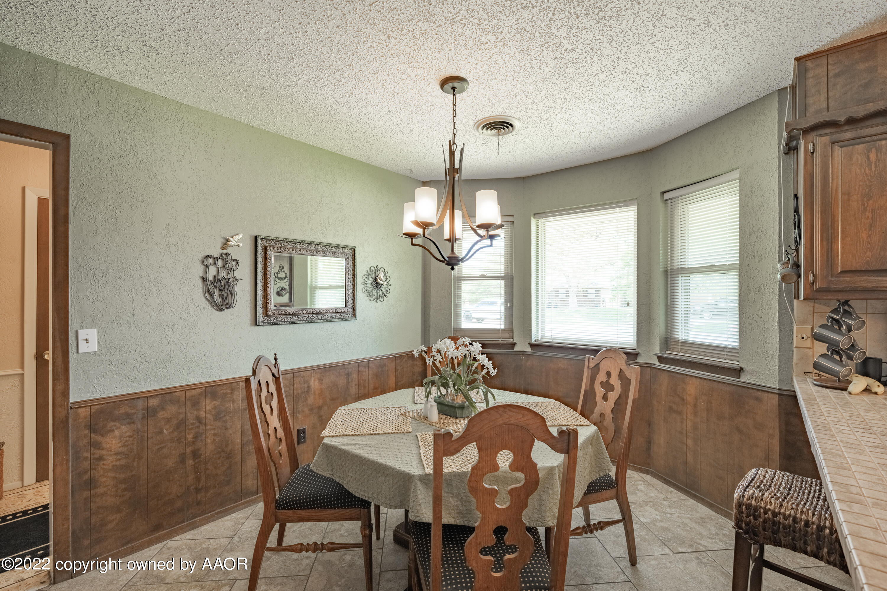 5122 Shawnee Trail Amarillo, TX 79109 - Photo 9 of 28 Dining
