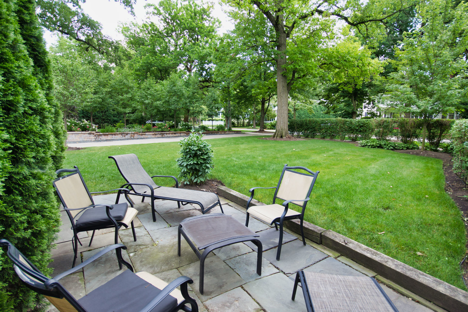 935 Tower Road Winnetka, IL 60093 - Photo 5 of 34