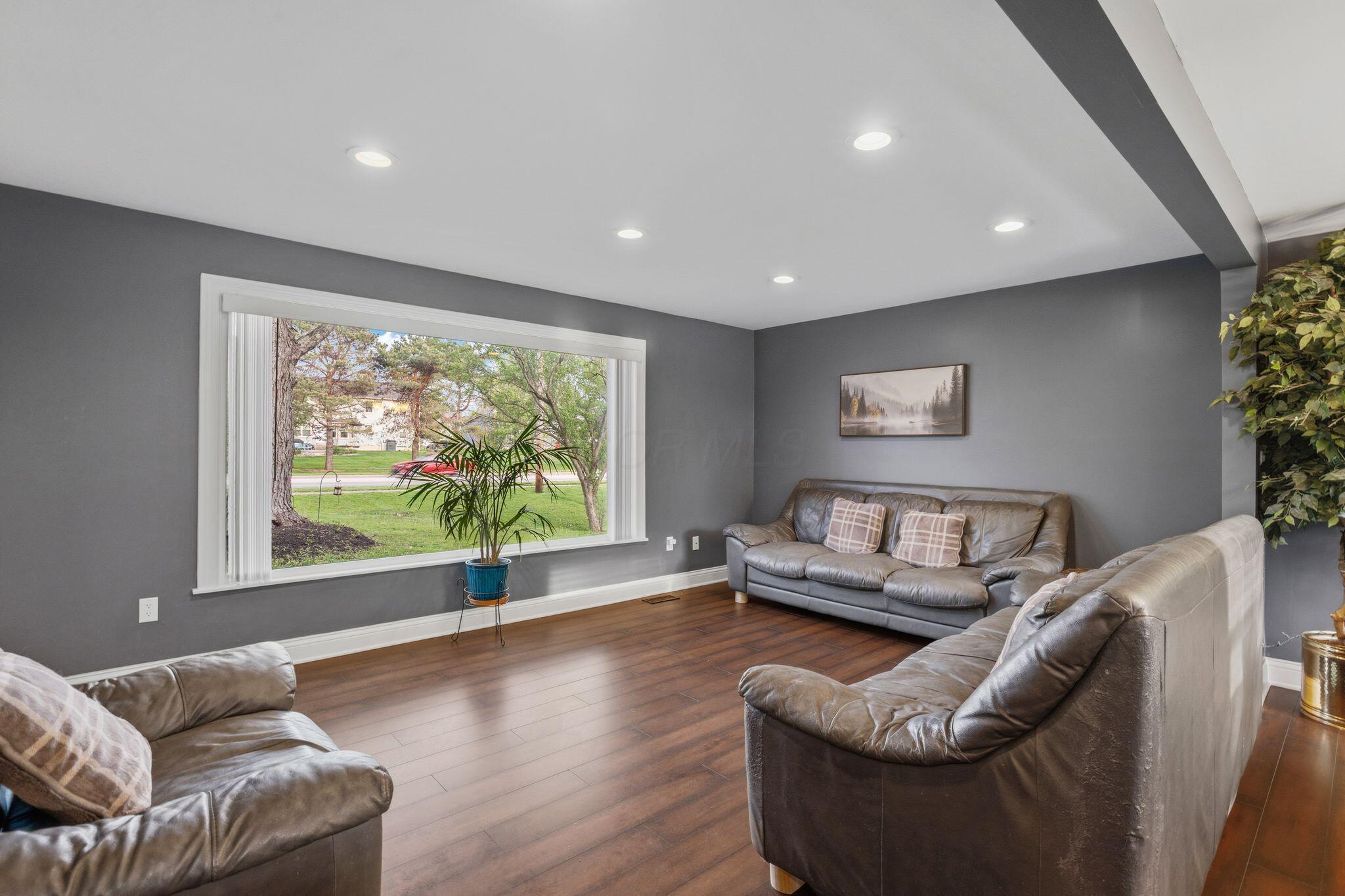 12183 Harmon Road Pickerington, OH 43147 - Photo 6 of 57 AF1A1101