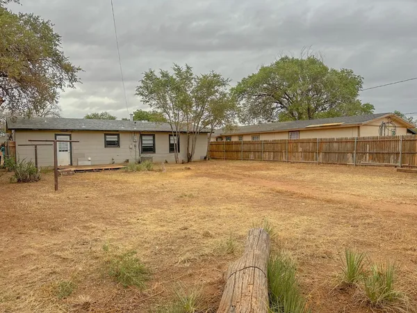 $114,000 | 2722 East 9th Street, Lubbock, TX 79403