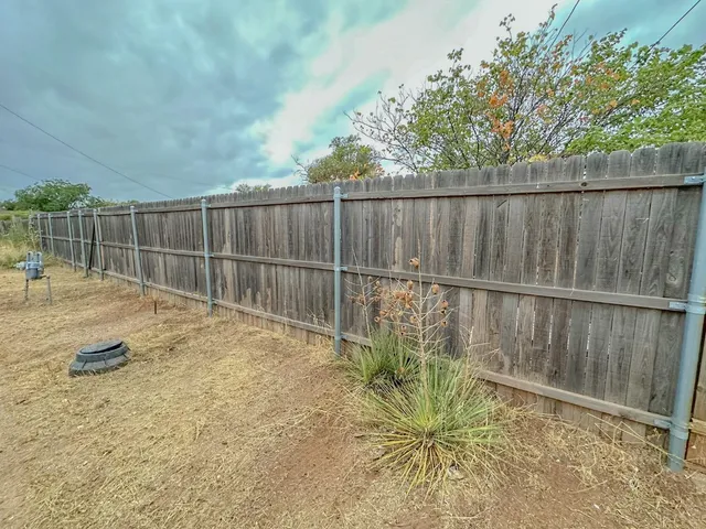 $115,000 | 2722 East 9th Street, Lubbock, TX 79403