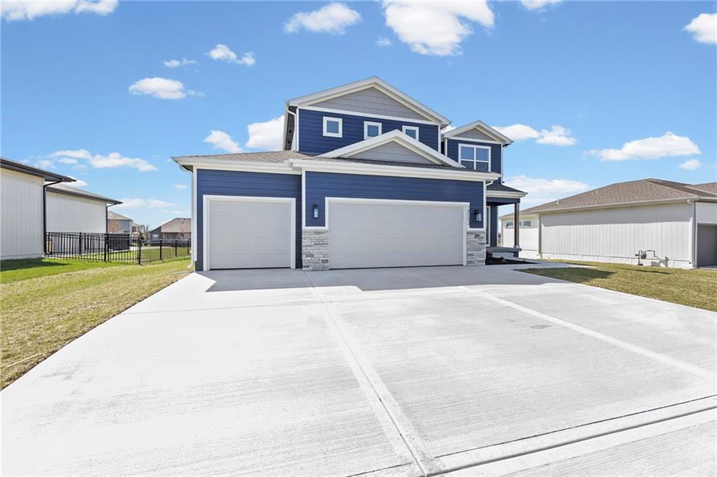 18593 West 193rd St Spring Hill Spring Hill, KS 66083 - Photo 2 of 50
