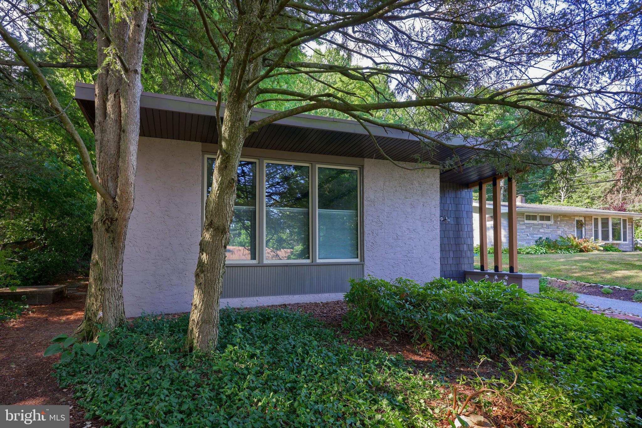 2266 Raleigh Drive Lancaster, PA 17601 - Photo 3 of 53 Gallery Image 3