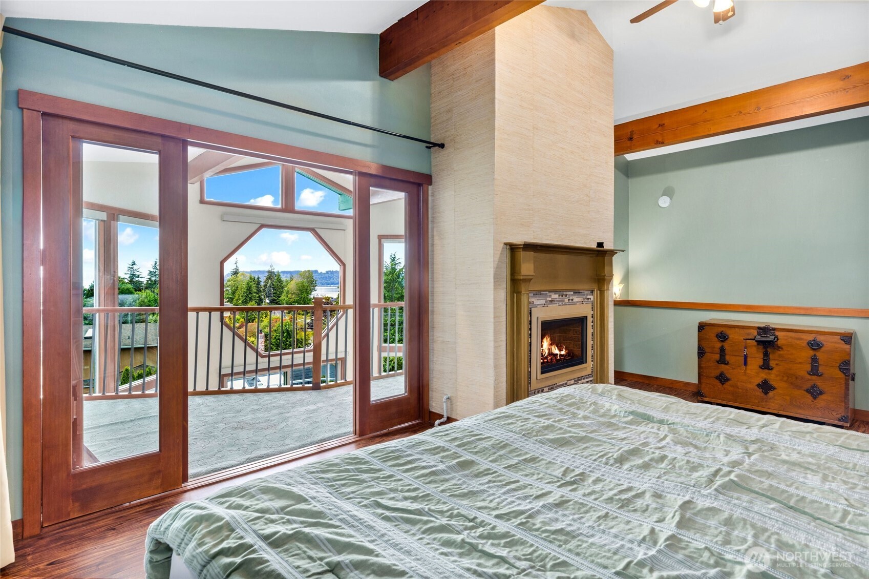 10320 Kay Way Mukilteo, WA 98275 - Photo 12 of 40