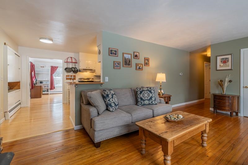 141 Hillvale Road Manchester, VT 05255 - Photo 5 of 24 Gallery Image 5