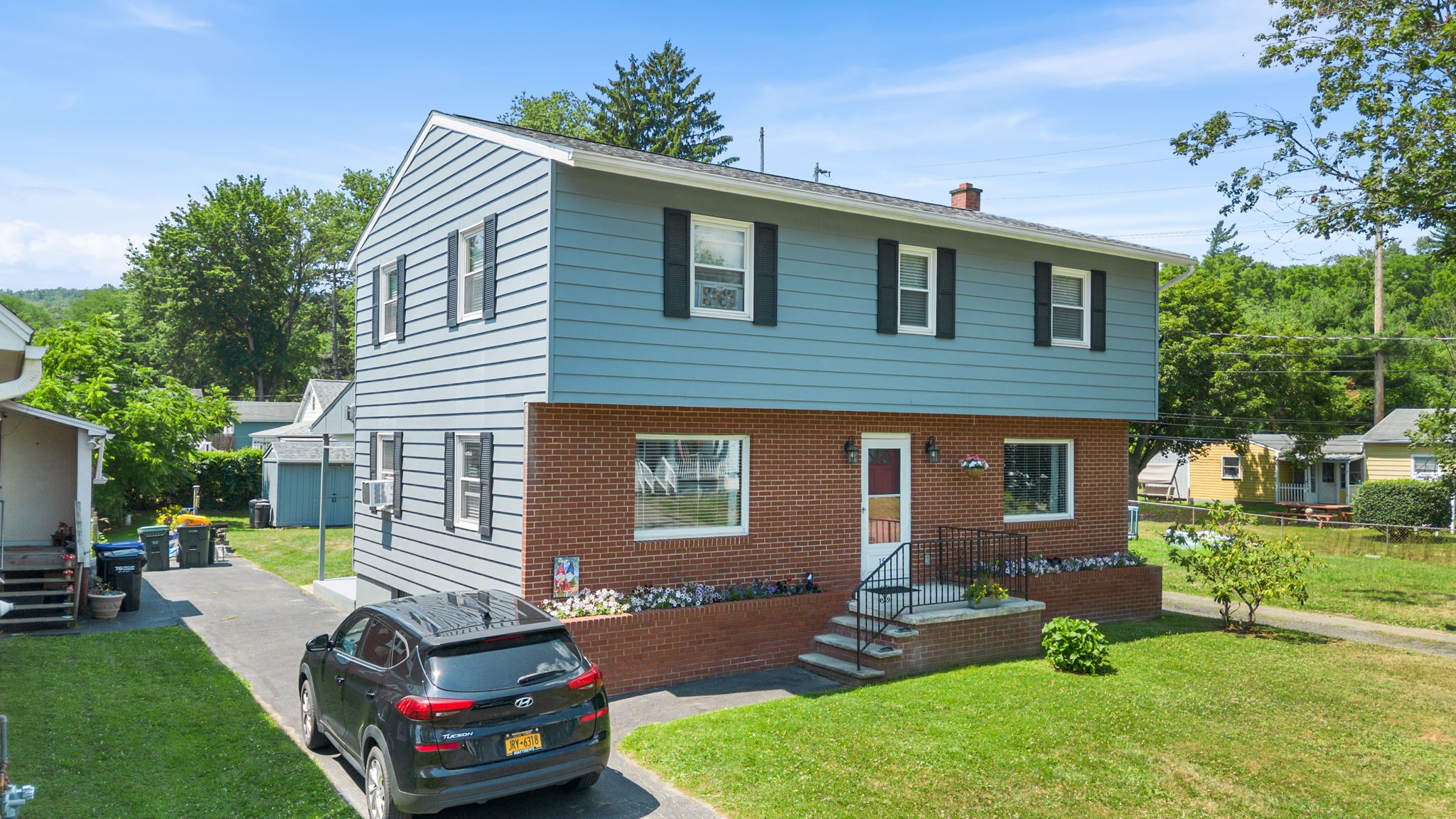 15 Fuller Road Binghamton, NY 13901 - Photo 2 of 28