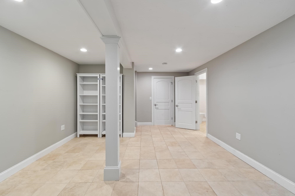 24 Robin Hill Road Chelmsford, MA 01824 - Photo 30 of 42 Gallery Image 30