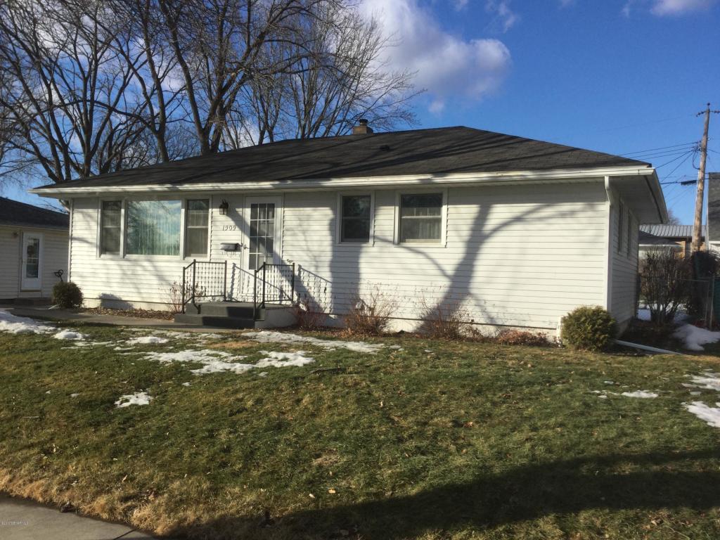 1909 18th Street Northwest Rochester, MN 55901 - Photo 1 of 1