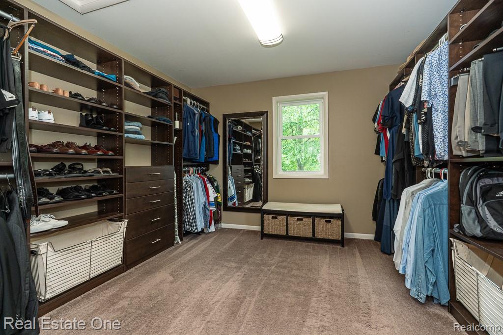 241 East Gunn Road Rochester, MI 48306 - Photo 11 of 24