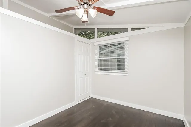 $1,570 | 5700 North Highland Avenue, Kansas City, MO 64118