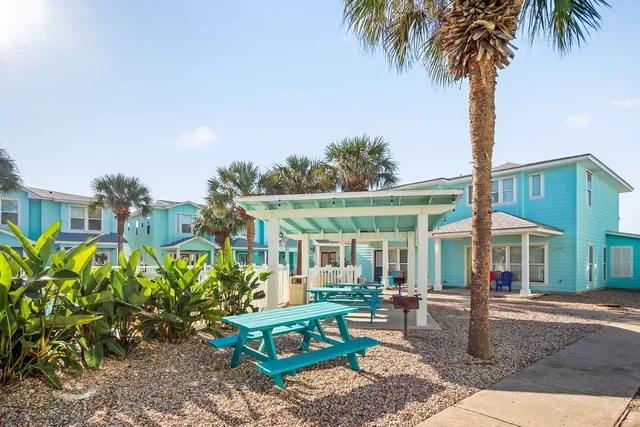 $479,900 | 2120 South 11th St Port, Unit 501, Port Aransas, TX 78373