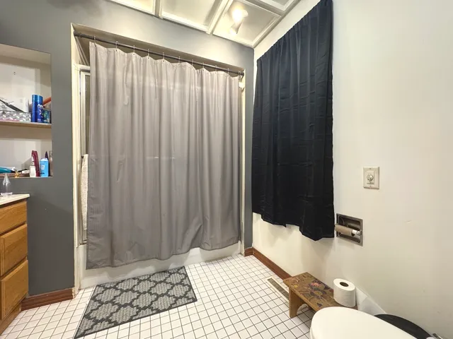 $189,900 | 517 West Beaver Street, St. Anne, IL 60964