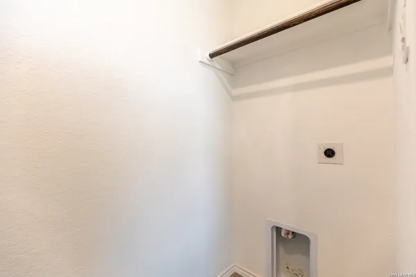 $1,500 | 8418 Purple Sapphire, San Antonio, TX 78263