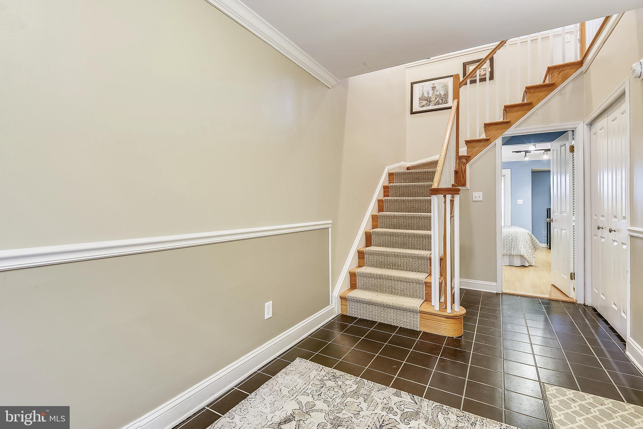 5203 Downing Road Baltimore, MD 21212 - Photo 3 of 34 Foyer
