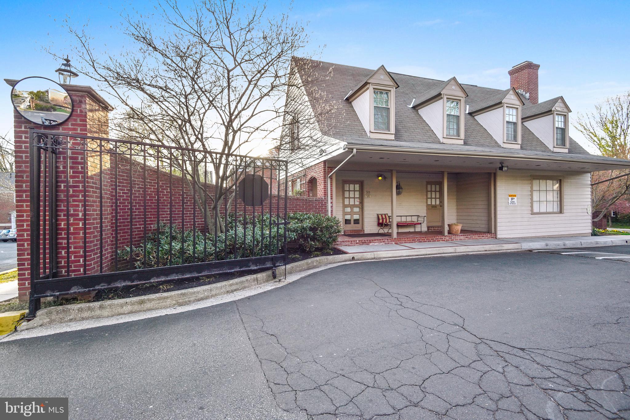 5203 Downing Road Baltimore, MD 21212 - Photo 29 of 34 Gatehouse
