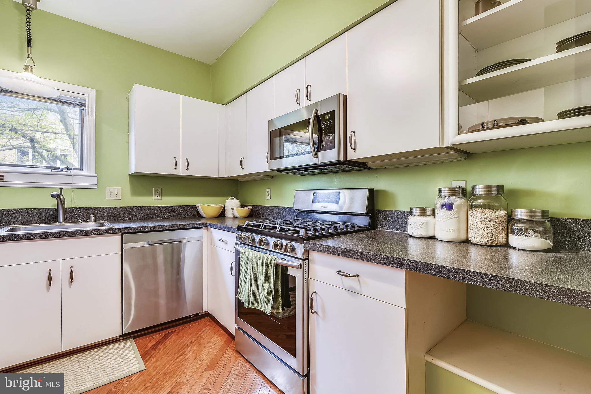 5203 Downing Road Baltimore, MD 21212 - Photo 10 of 34 Kitchen