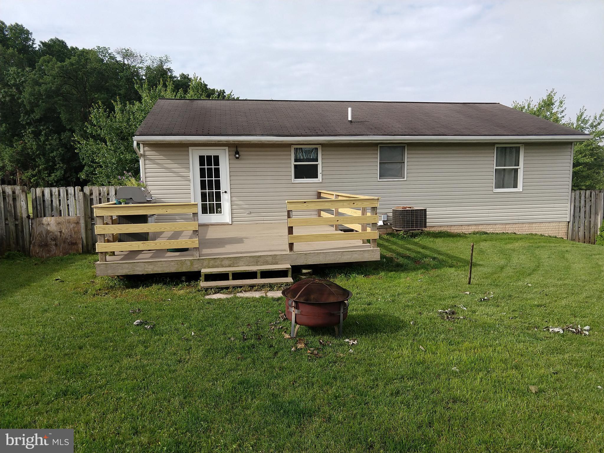 31 Hayloft Road Denver, PA 17517 - Photo 21 of 22 Rear