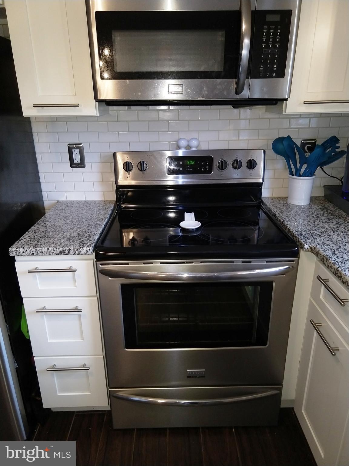 31 Hayloft Road Denver, PA 17517 - Photo 10 of 22 Stainless Steel Appliances