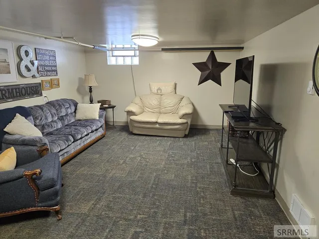 $435,000 | 118 8th Street, Unit 2, Ashton, ID 83420