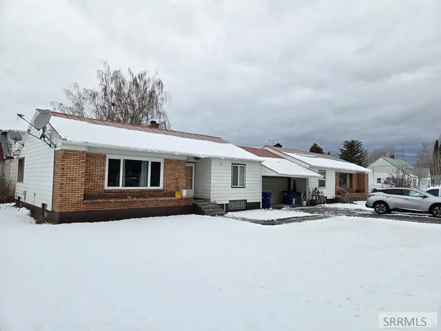 $435,000 | 118 8th Street, Unit 2, Ashton, ID 83420