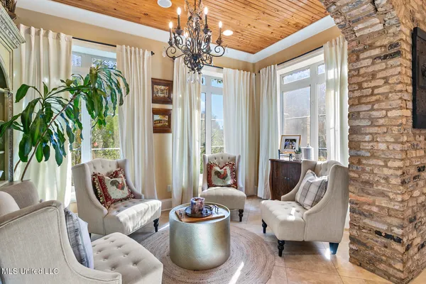 $990,000 | 410 Cole Road, Mendenhall, MS 39114