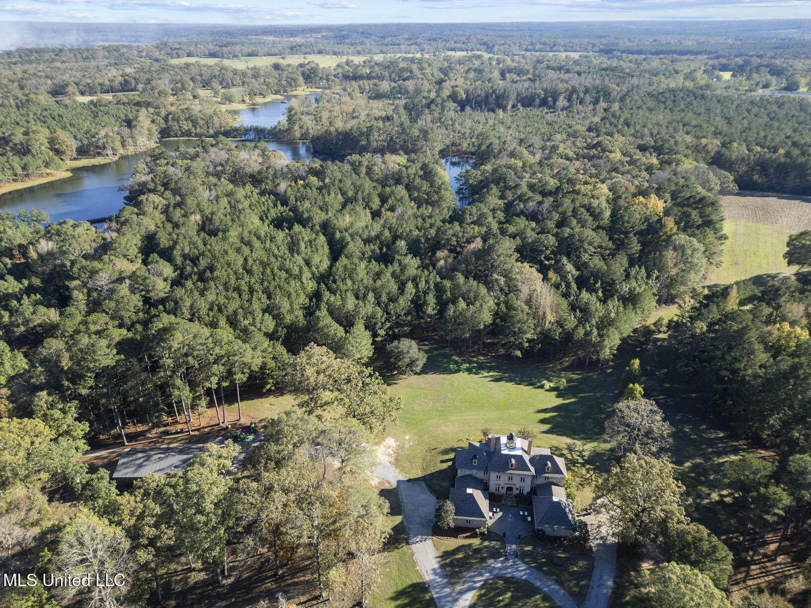 410 Cole Road Mendenhall, MS 39114 - Photo 4 of 76 410 Cole Rd drone-11
