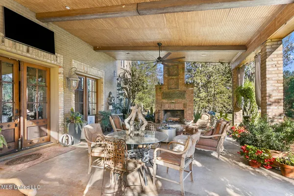 $990,000 | 410 Cole Road, Mendenhall, MS 39114