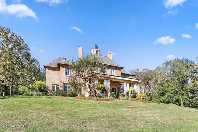 $990,000 | 410 Cole Road, Mendenhall, MS 39114