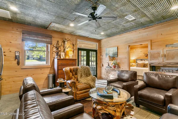 $990,000 | 410 Cole Road, Mendenhall, MS 39114