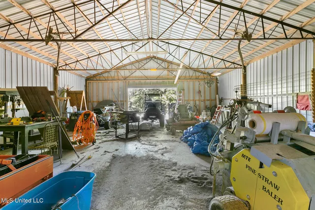 $990,000 | 410 Cole Road, Mendenhall, MS 39114