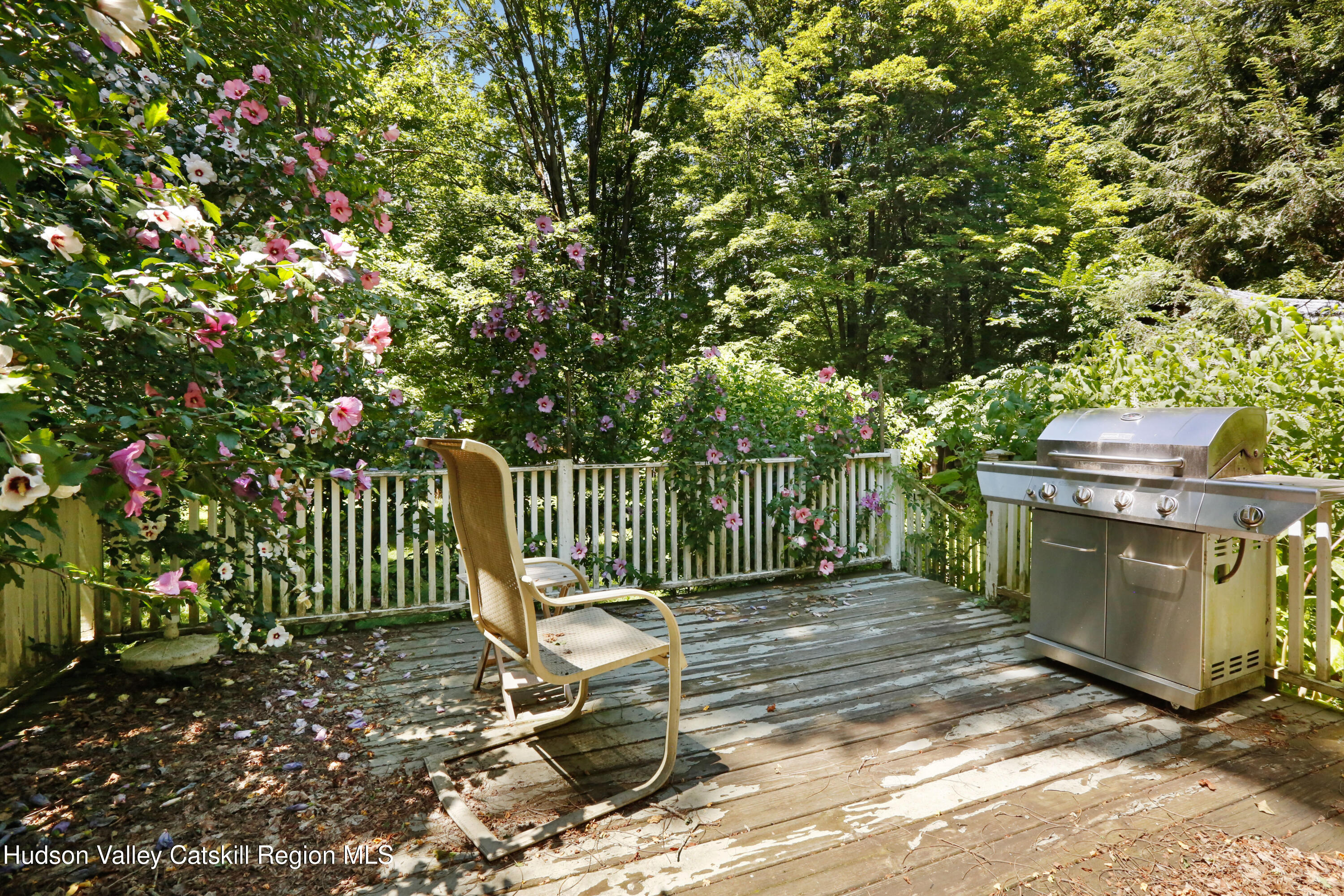 1186 Plains Road Wallkill, NY 12589 - Photo 12 of 25 12