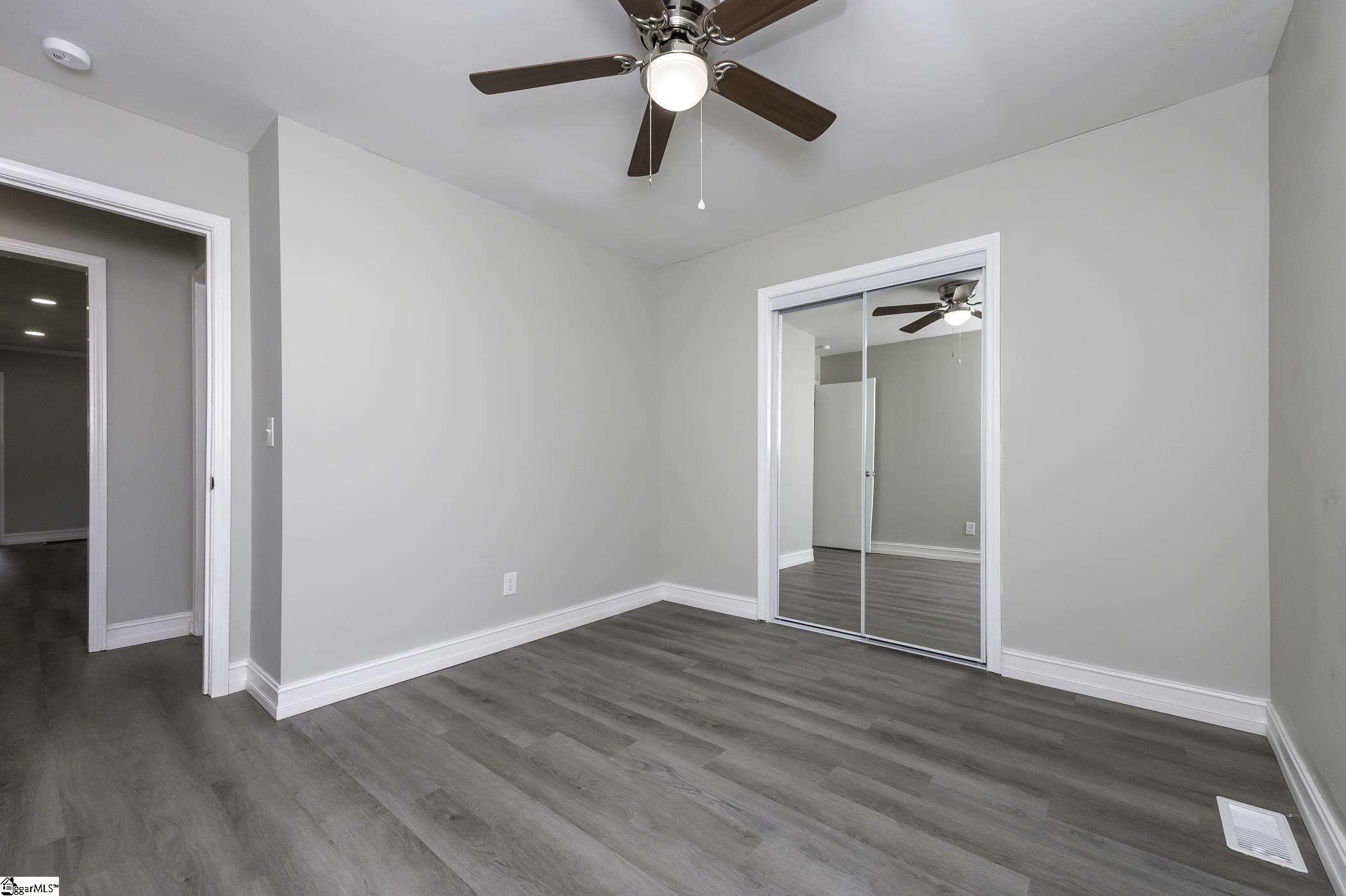 111 Bates Road Marietta, SC 29661 - Photo 14 of 24