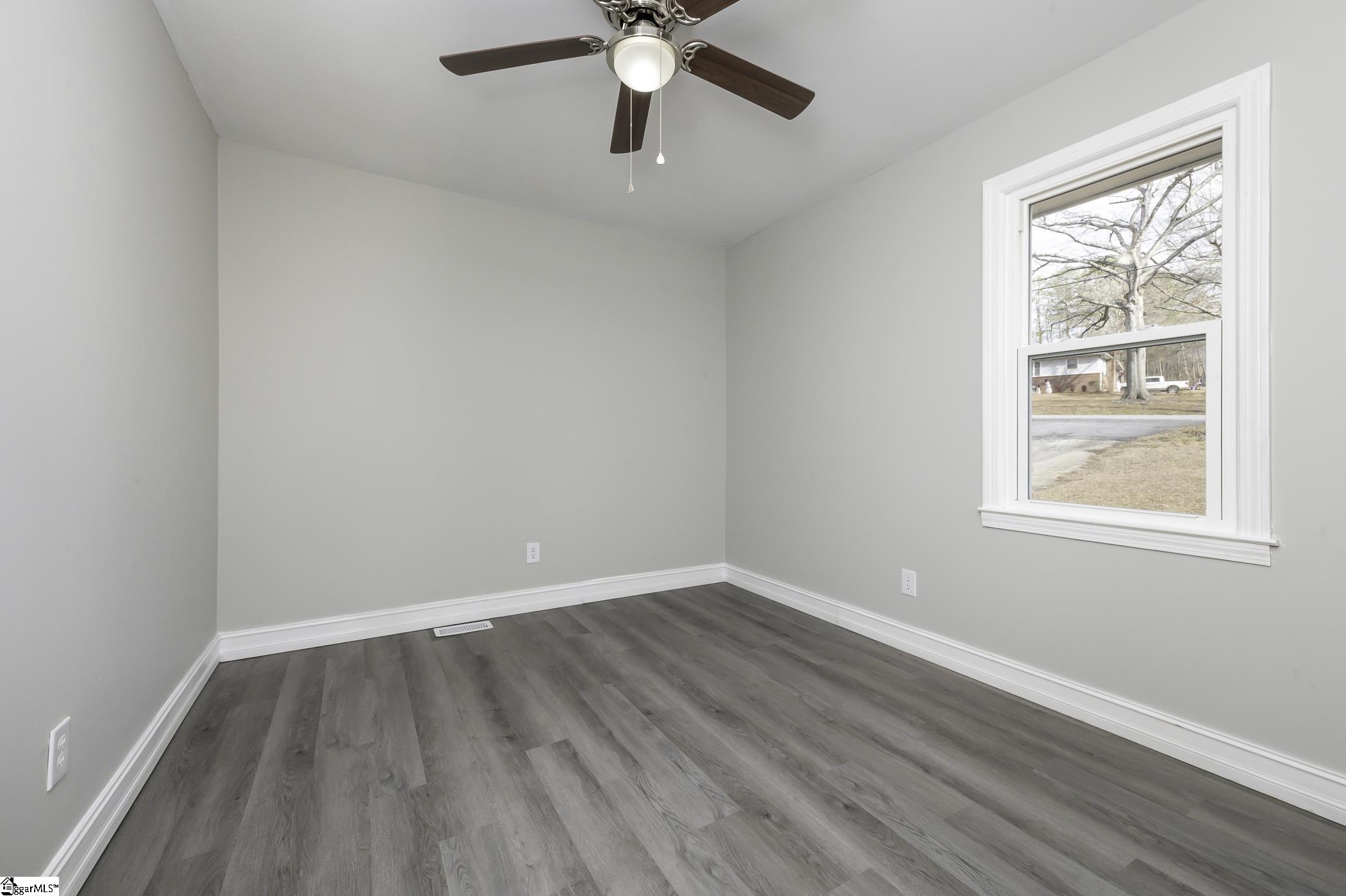 111 Bates Road Marietta, SC 29661 - Photo 17 of 24