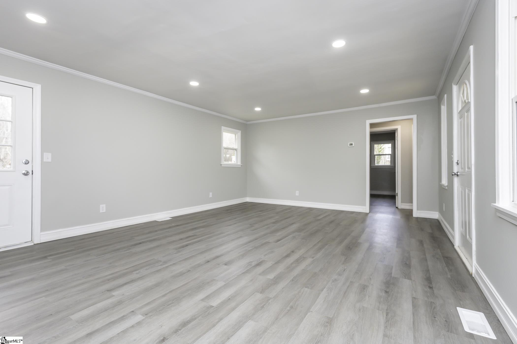 111 Bates Road Marietta, SC 29661 - Photo 3 of 24