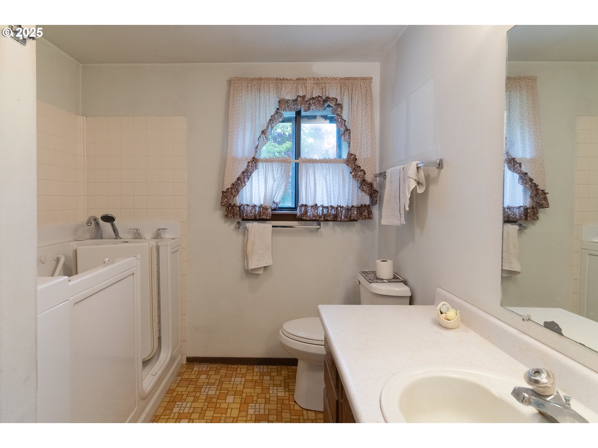 47433 Slaughterhouse Road Halfway, OR 97834 - Photo 13 of 16 a bathroom with a sink and a mirror