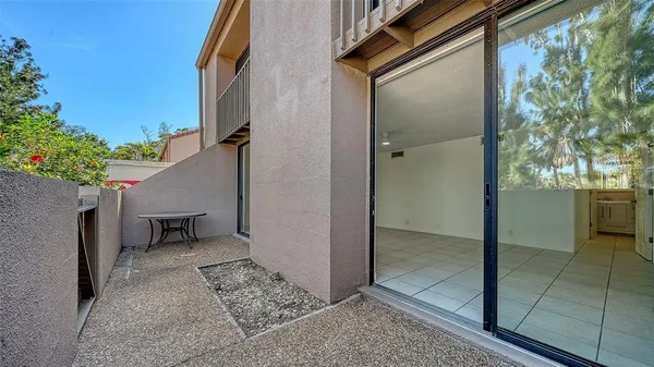 $425,000 | 117 Pass Key Road, Unit 117, Sarasota, FL 34242