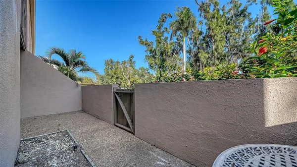 $425,000 | 117 Pass Key Road, Unit 117, Sarasota, FL 34242