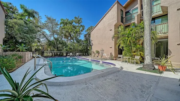 $425,000 | 117 Pass Key Road, Unit 117, Sarasota, FL 34242