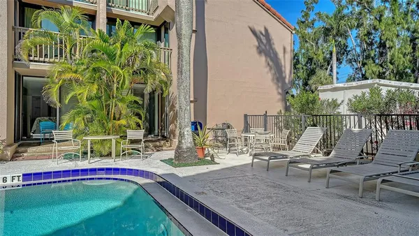 $425,000 | 117 Pass Key Road, Unit 117, Sarasota, FL 34242