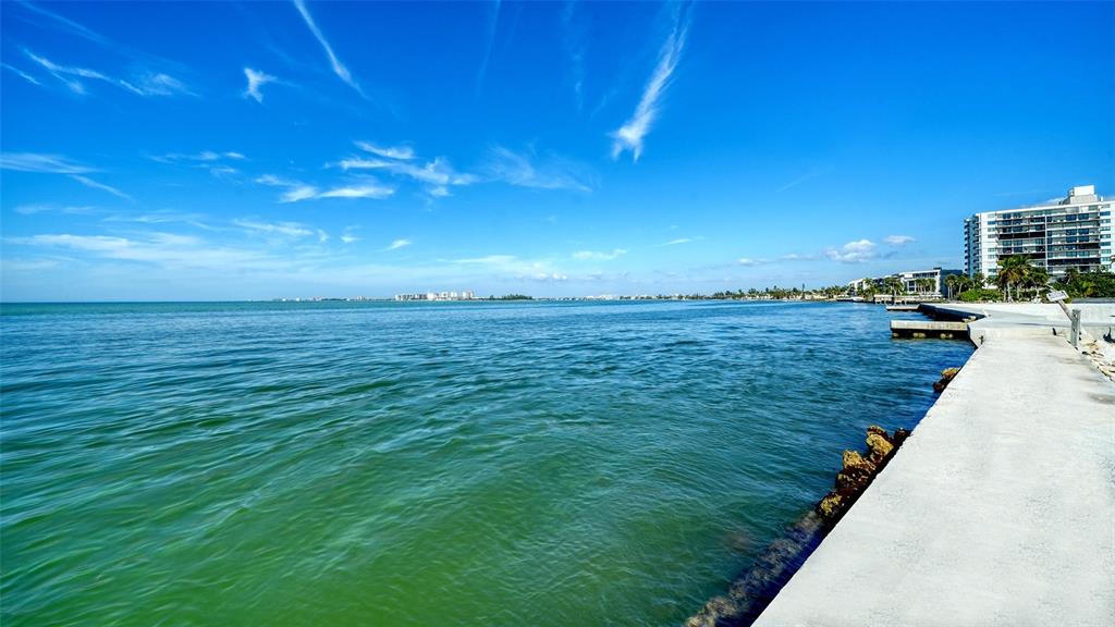 117 Pass Key Road, Unit 117 Sarasota, FL 34242 - Photo 31 of 59 a view of an ocean & building