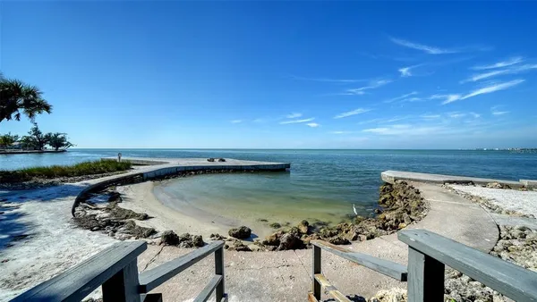 $425,000 | 117 Pass Key Road, Unit 117, Sarasota, FL 34242