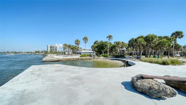 $425,000 | 117 Pass Key Road, Unit 117, Sarasota, FL 34242
