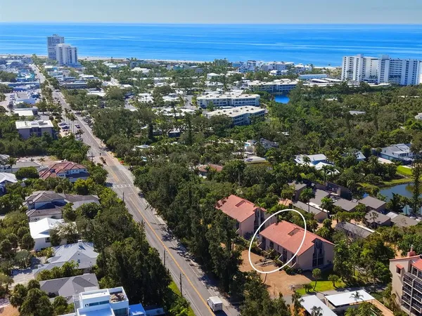 $425,000 | 117 Pass Key Road, Unit 117, Sarasota, FL 34242
