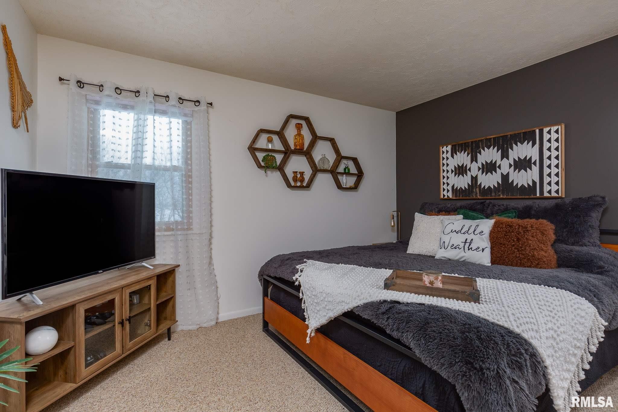 5827 93rd Avenue West Taylor Ridge, IL 61284 - Photo 15 of 31 Gallery Image 15