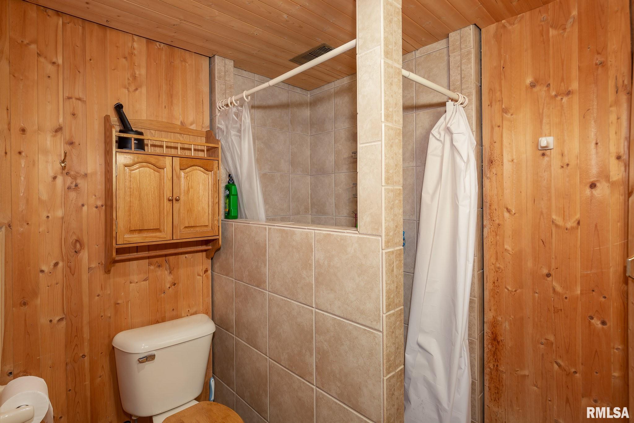 5827 93rd Avenue West Taylor Ridge, IL 61284 - Photo 28 of 31 Gallery Image 28