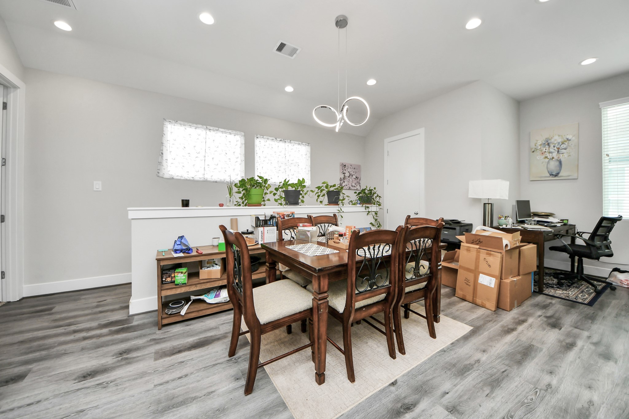6715 Allegheny Street Houston, TX 77021 - Photo 5 of 18 a view of a dining room with furniture and window