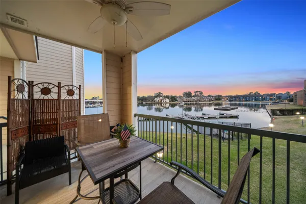 $212,500 | 12800 Melville Drive, Unit B102, Montgomery, TX 77356