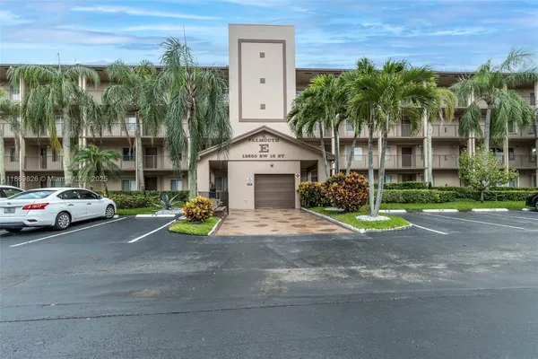 $176,000 | 12550 Southwest 15th Street, Unit 205E, Pembroke Pines, FL 33027